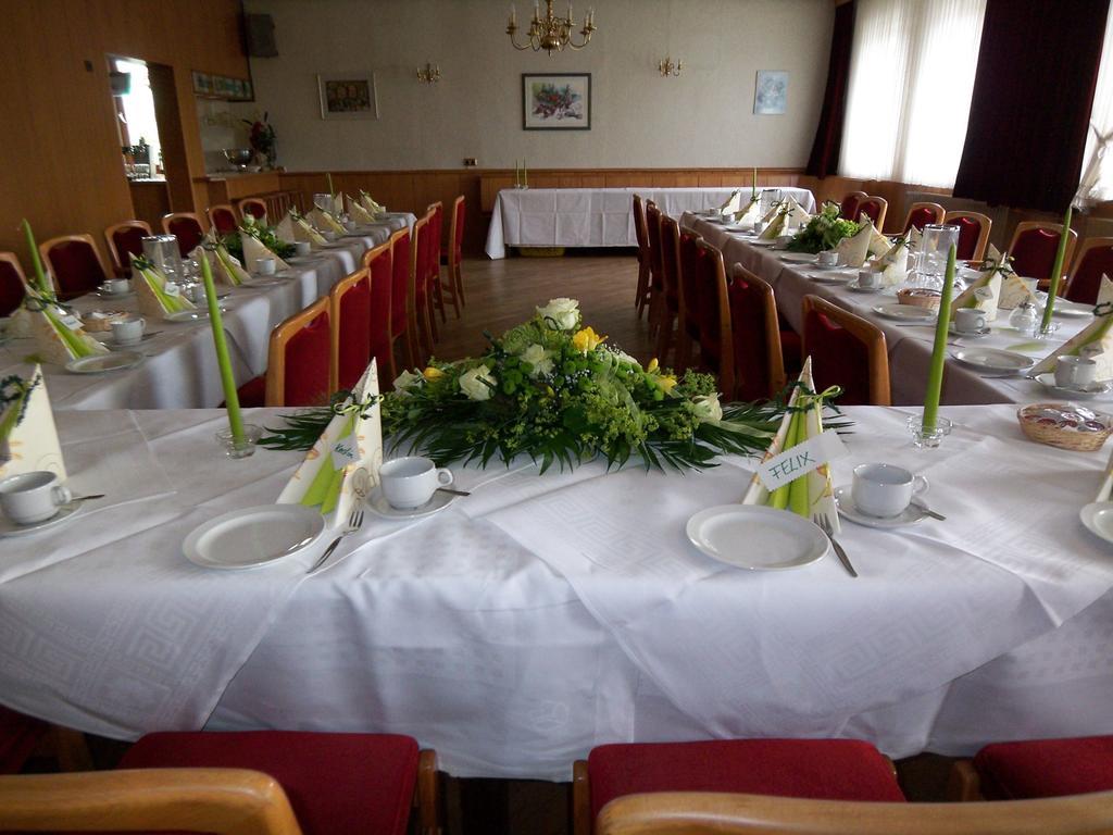 Landhotel Hamburger Hof Nettlingen ภายนอก รูปภาพ