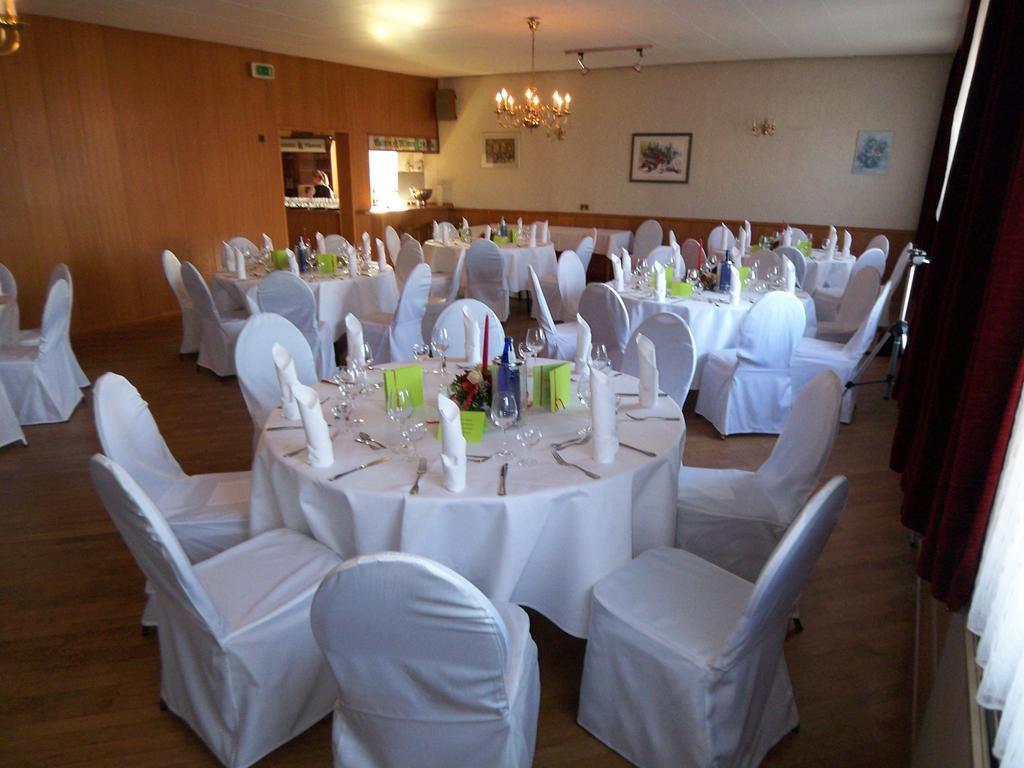 Landhotel Hamburger Hof Nettlingen ภายนอก รูปภาพ