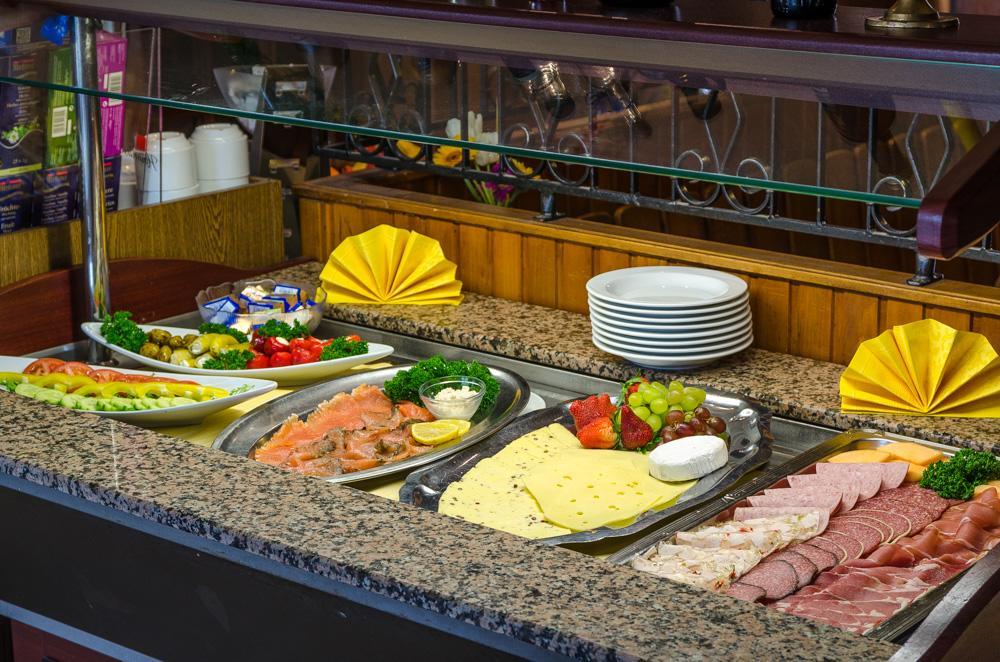 Landhotel Hamburger Hof Nettlingen ภายนอก รูปภาพ